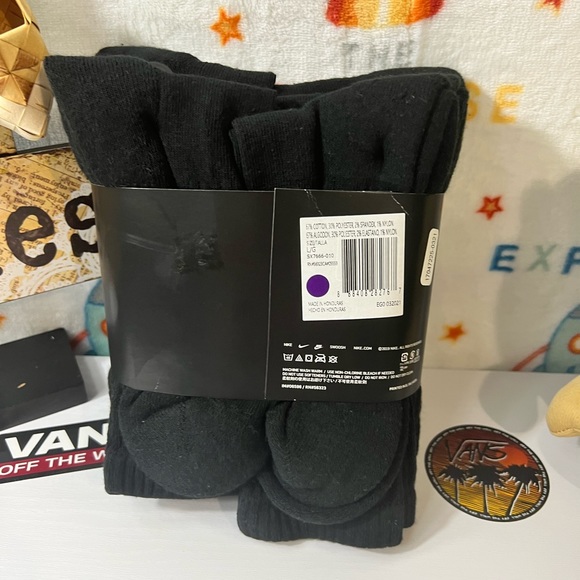 NIKE EVERYDAY COTTON CUSHIONED CREW WITH DRI-FIT TECHNOLOGY!!! - Picture 2 of 10